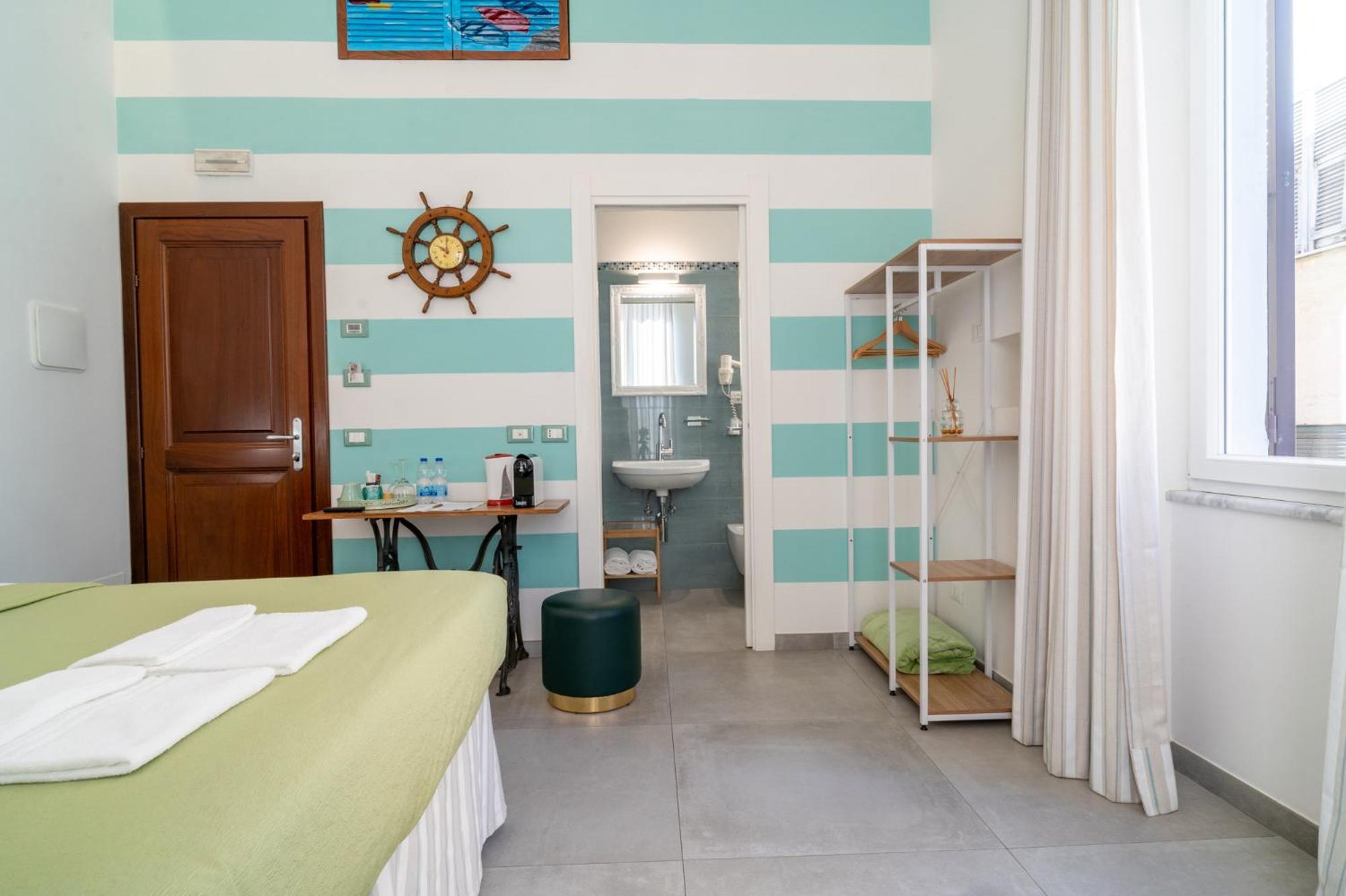 Teresa Rooms & Suites La Spezia Luaran gambar